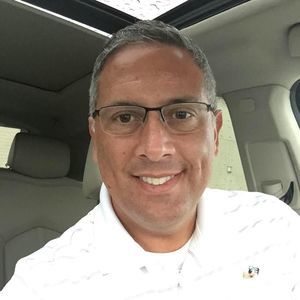 Meet your Posher, Jaret